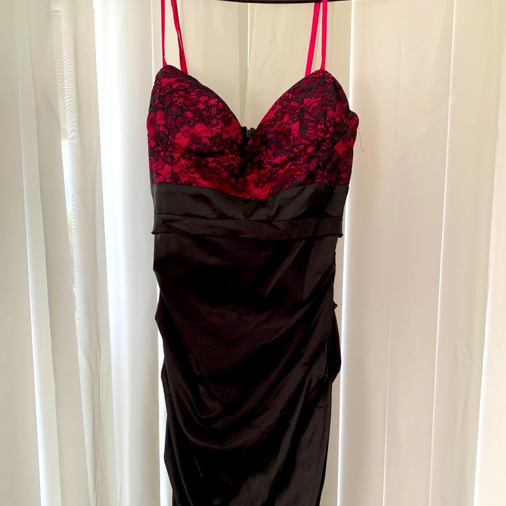 Sexy Pink and black Lace and ruched midi dress.